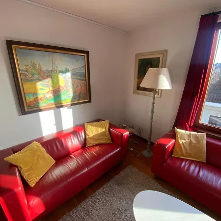 Artist's Loft & Garden Отель типа 