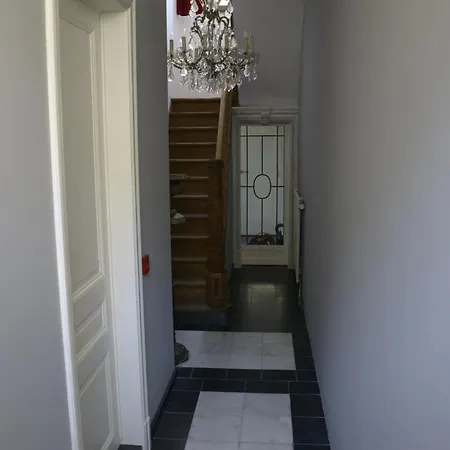 Artist's Loft & Garden Отель типа 