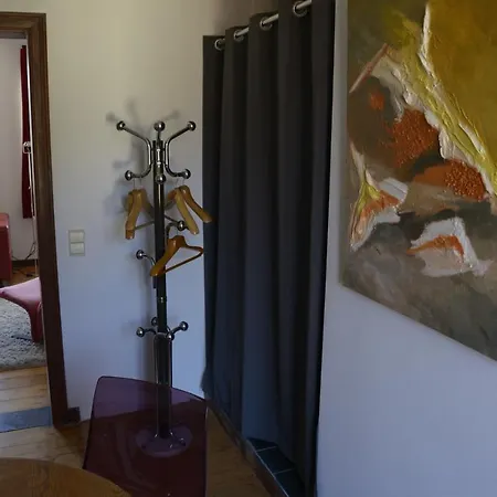 Artist's Loft 3*